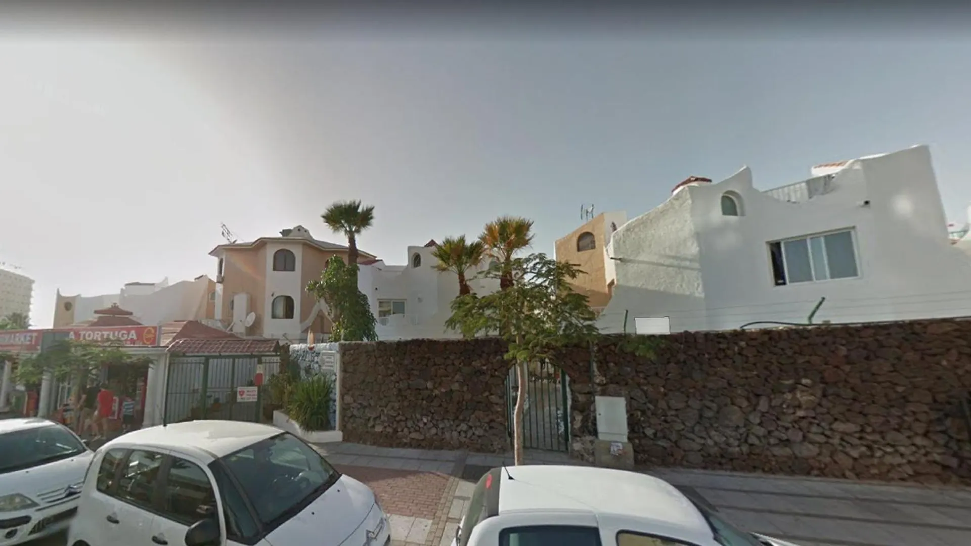 Apartment Wonderful And Young Triplex Playa De Las Americas Spain